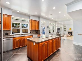 6030 Ann Arbor Avenue NE, Seattle WA 98115
