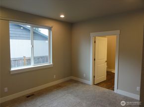 1724 14th Street, Bremerton WA 98337