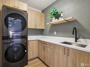 3714 Bagley Avenue N, Seattle WA 98103