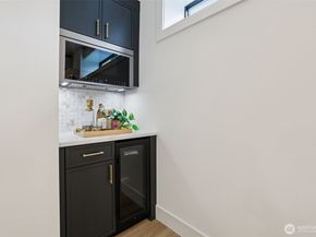 3714 Bagley Avenue N, Seattle WA 98103