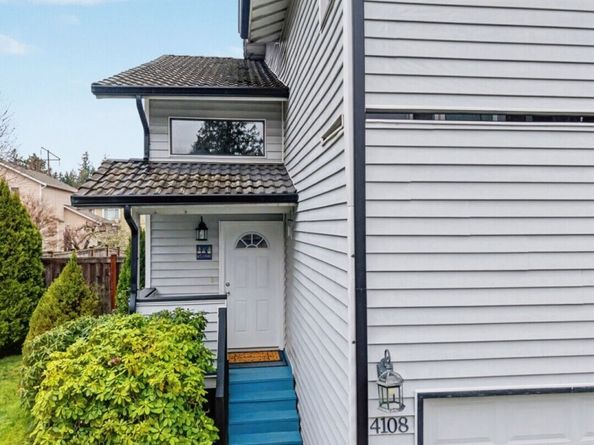 4108 NE 6th Place 2A, Renton WA 98059