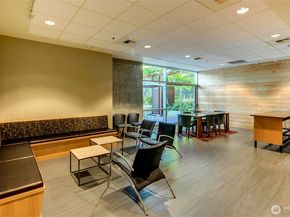 2717 Western Avenue 522, Seattle WA 98121