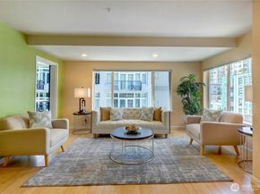 2717 Western Avenue 522, Seattle WA 98121