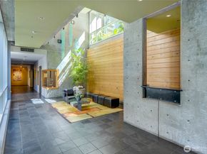 2717 Western Avenue 522, Seattle WA 98121