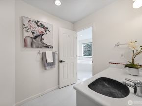 5403 154th Avenue SE, Bellevue WA 98006