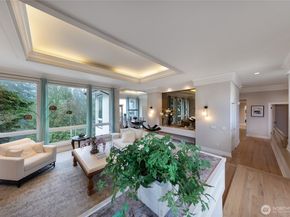5403 154th Avenue SE, Bellevue WA 98006