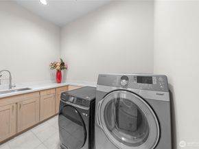 5403 154th Avenue SE, Bellevue WA 98006