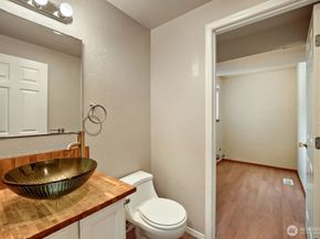 27610 26th Avenue S, Federal Way WA 98003