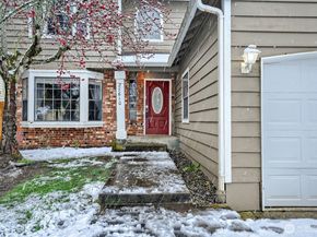 27610 26th Avenue S, Federal Way WA 98003