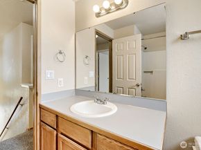 27610 26th Avenue S, Federal Way WA 98003