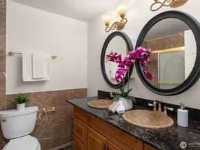 11004 100th Avenue NE, Kirkland WA 98033