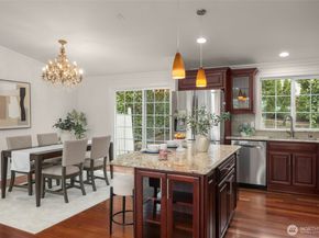 11004 100th Avenue NE, Kirkland WA 98033