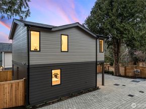 11413 NE 91st Street, Kirkland WA 98033