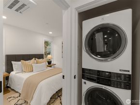 11413 NE 91st Street, Kirkland WA 98033