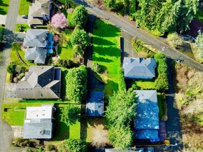 3562 120th Avenue SE, Bellevue WA 98006