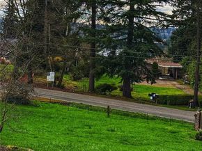 3562 120th Avenue SE, Bellevue WA 98006