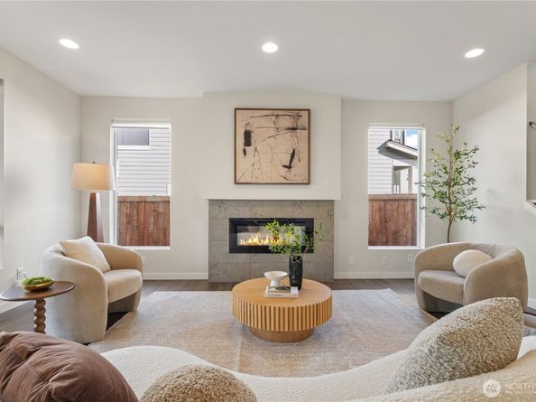 22532 70th Place W, Mountlake Terrace WA 98043