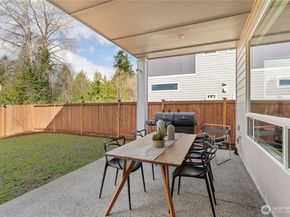 22532 70th Place W, Mountlake Terrace WA 98043