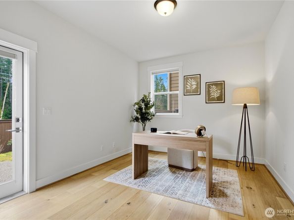 18615 46th Avenue SE, Bothell WA 98012