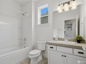 18615 46th Avenue SE, Bothell WA 98012