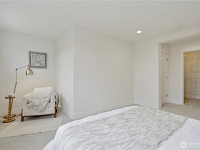 18615 46th Avenue SE, Bothell WA 98012