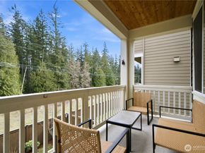 18615 46th Avenue SE, Bothell WA 98012