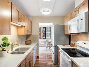 1120 8th Avenue 1003, Seattle WA 98101