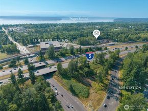 2707 S 268th Place, Kent WA 98032