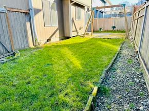 2707 S 268th Place, Kent WA 98032
