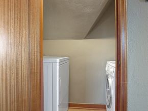 2301 Rosemont Place W, Seattle WA 98199