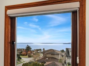 2301 Rosemont Place W, Seattle WA 98199