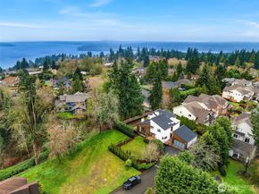 12311 87th Court NE, Kirkland WA 98034