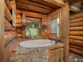 18904 233rd Avenue NE, Woodinville WA 98077