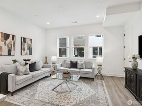 18805 99th Court NE D, Bothell WA 98011