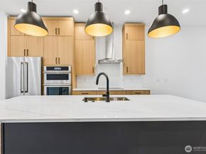 18805 99th Court NE D, Bothell WA 98011