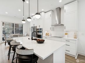 18805 99th Court NE D, Bothell WA 98011