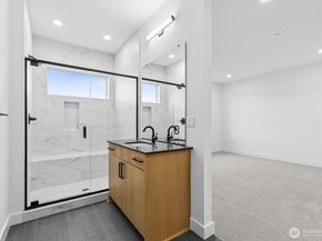 18805 99th Court NE D, Bothell WA 98011