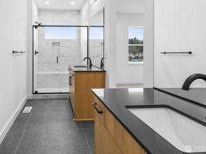 18805 99th Court NE D, Bothell WA 98011