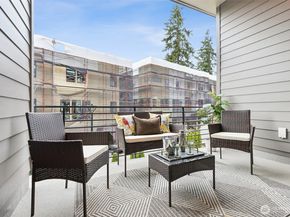 18805 99th Court NE D, Bothell WA 98011