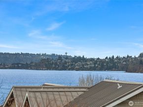 508 10th Avenue W, Kirkland WA 98033