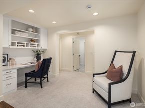 508 10th Avenue W, Kirkland WA 98033