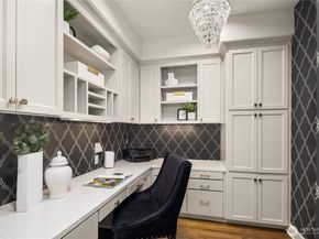 508 10th Avenue W, Kirkland WA 98033