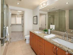 10610 NE 9th Place 1206, Bellevue WA 98004