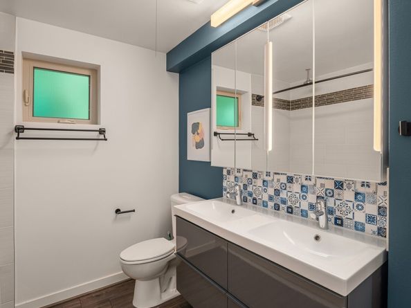 12013 9th Avenue NW B, Seattle WA 98177