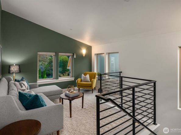 12013 9th Avenue NW B, Seattle WA 98177