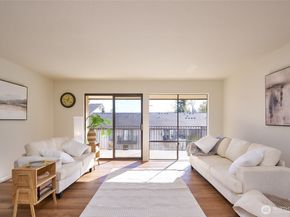 13229 Linden Avenue N 403B, Seattle WA 98133