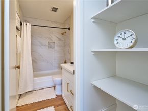 13229 Linden Avenue N 403B, Seattle WA 98133