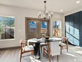 5033 25th Avenue SW A, Seattle WA 98106