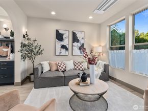 5033 25th Avenue SW A, Seattle WA 98106