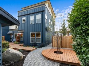 5033 25th Avenue SW A, Seattle WA 98106